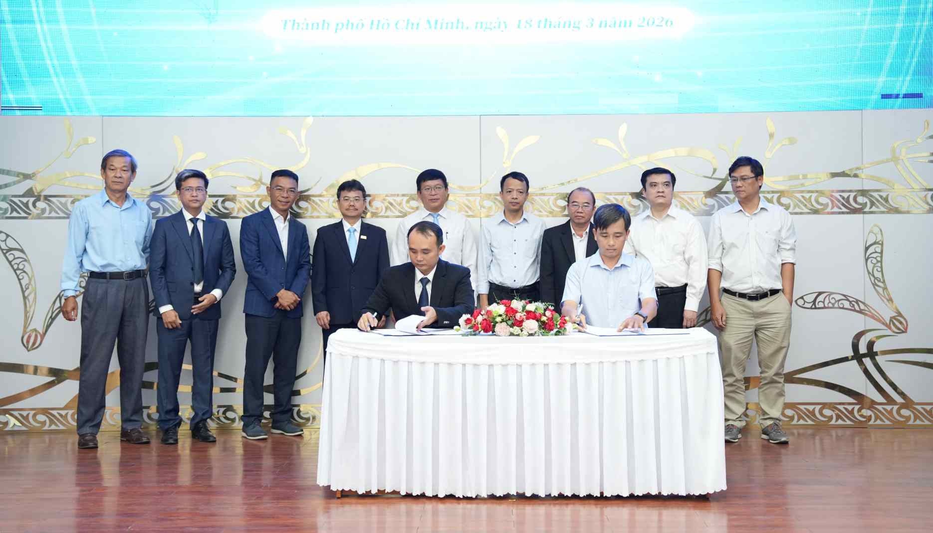 Trường Đại học Thủ Dầu Một ký kết bản ghi nhớ hợp tác với Viện Công nghệ Thông tin – Viện Hàn lâm Khoa học và Công nghệ Việt Nam. Ảnh: TMDU