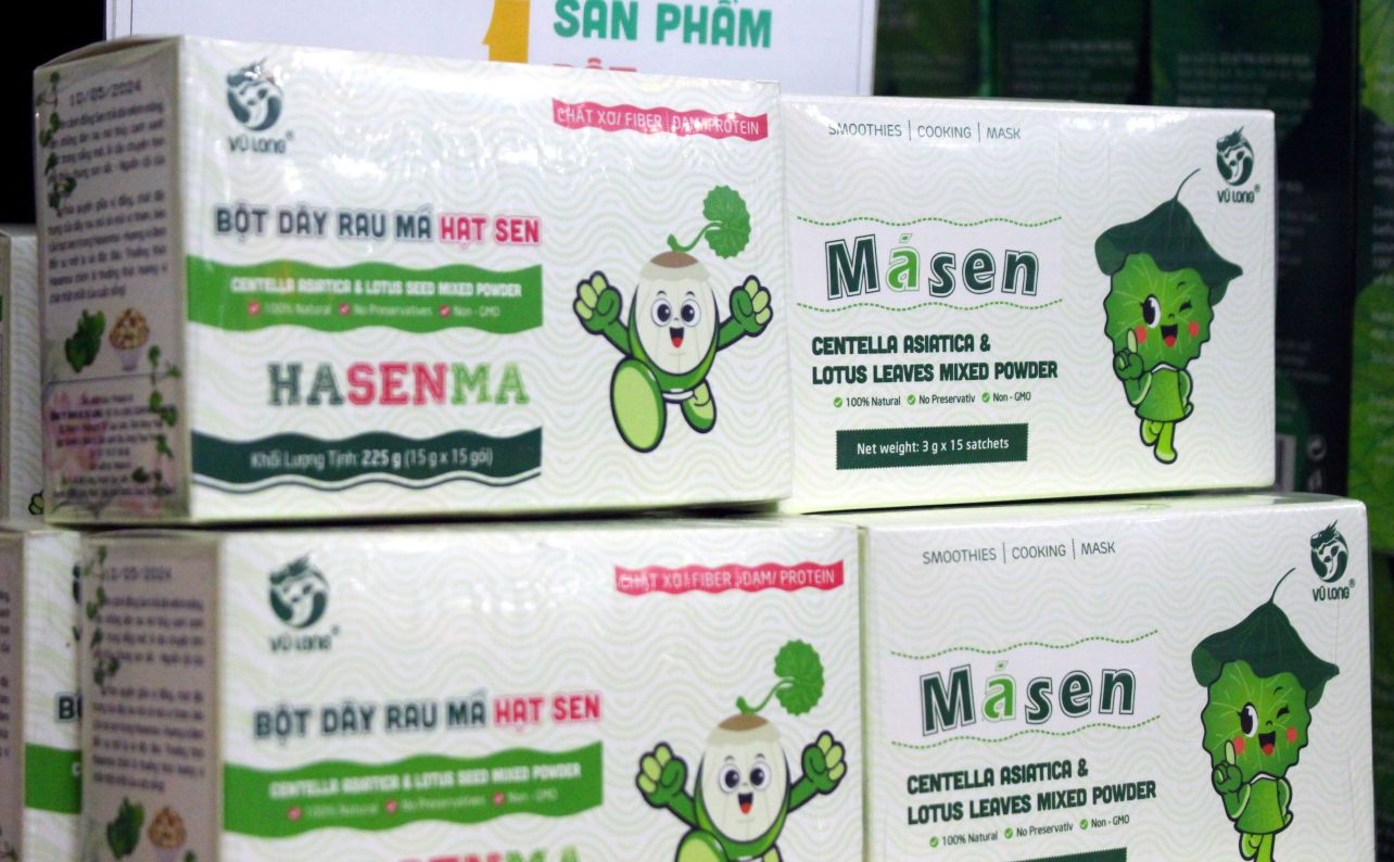 Sản phẩm bột rau má của cơ sở khởi nghiệp ở tỉnh Đồng Tháp. Ảnh: Thanh Mai