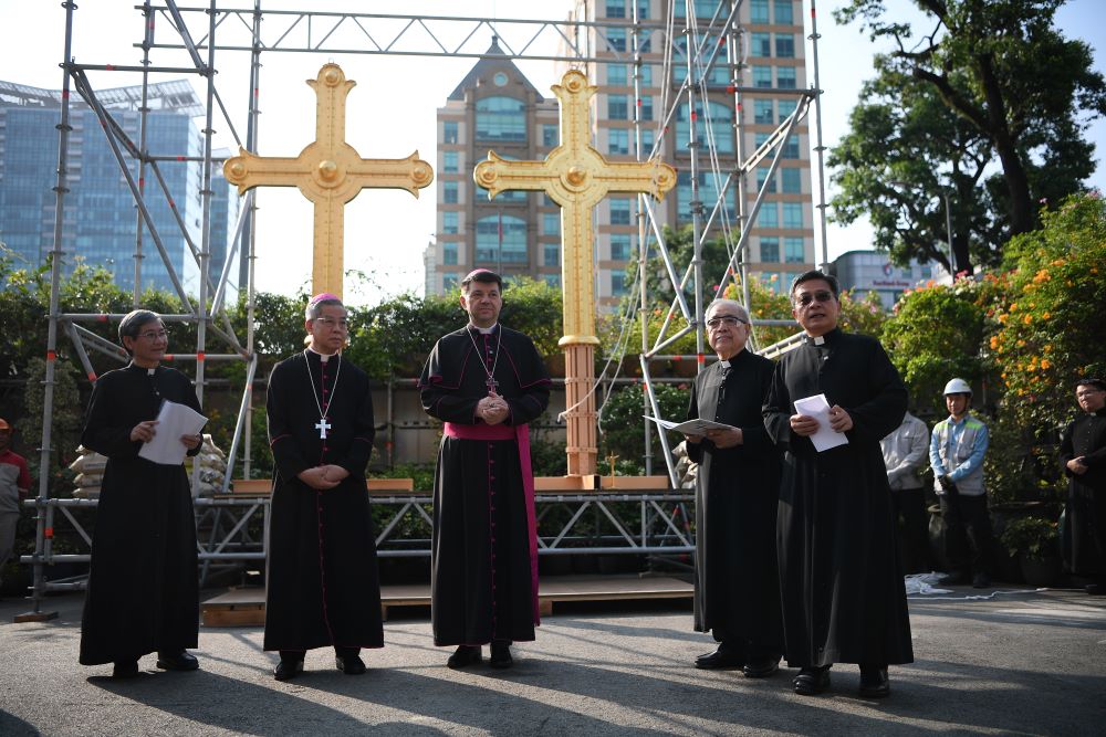 Sự kiện diễn ra dưới sự chứng kiến của Tổng Giám mục Marek Zalewski và Tổng Giám mục Giuse Nguyễn Năng.