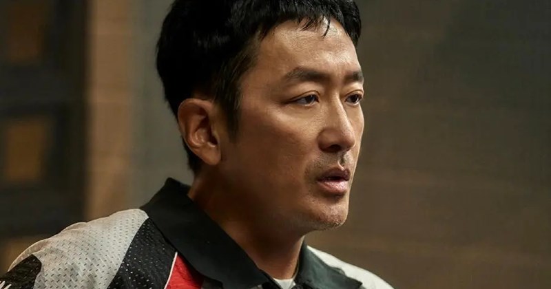 Ha Jung Woo gây chú ý tại sự kiện