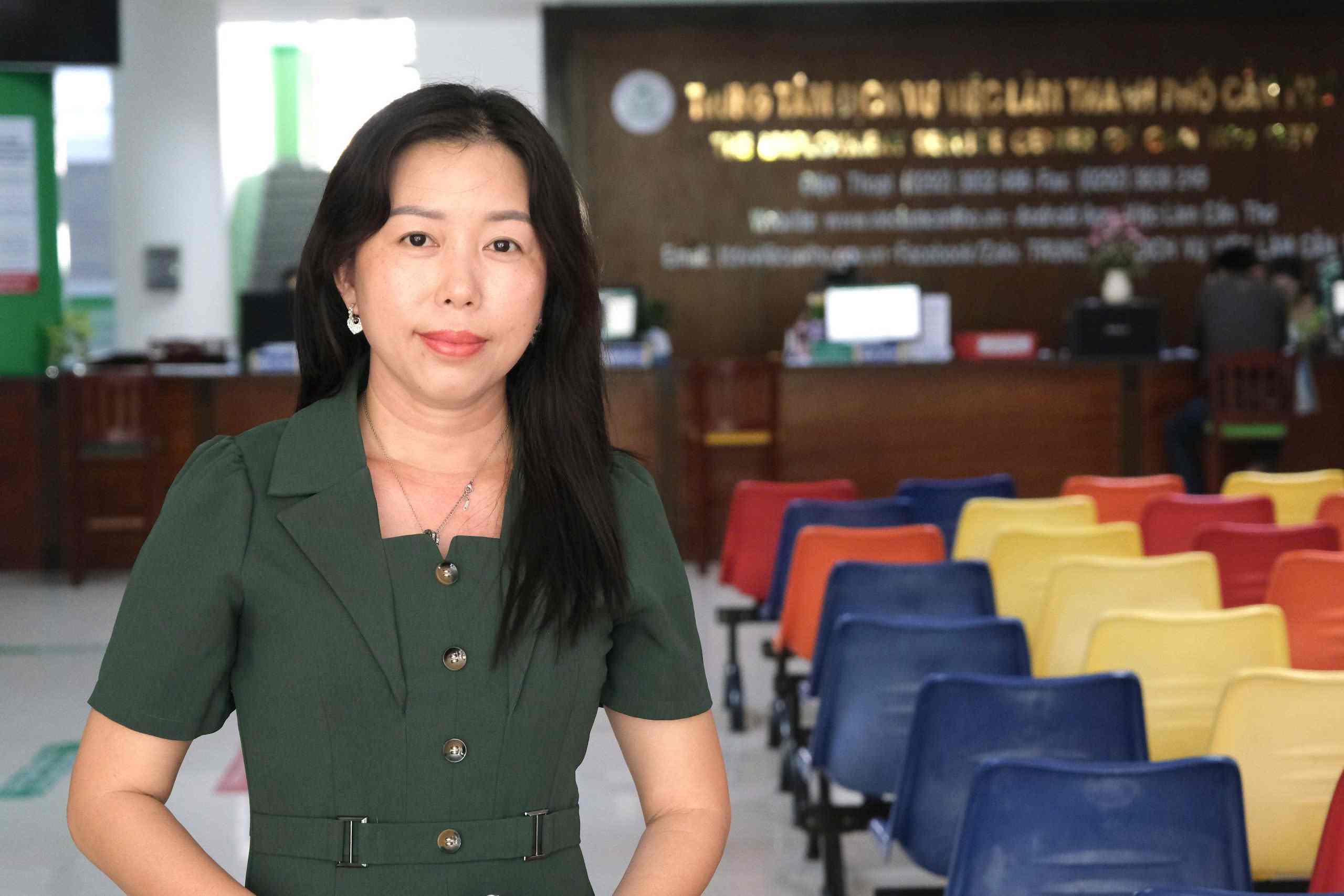  Bà Nguyễn Thị Kim Chung - Phó Giám đốc Trung tâm Dịch vụ việc làm TP Cần Thơ. Ảnh: Phong Linh