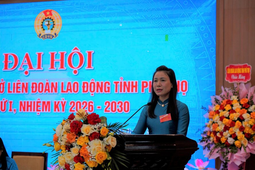 Các Đại biểu phát biểu tham luận tại Đại hội. Ảnh: LĐLĐ tỉnh Phú Thọ