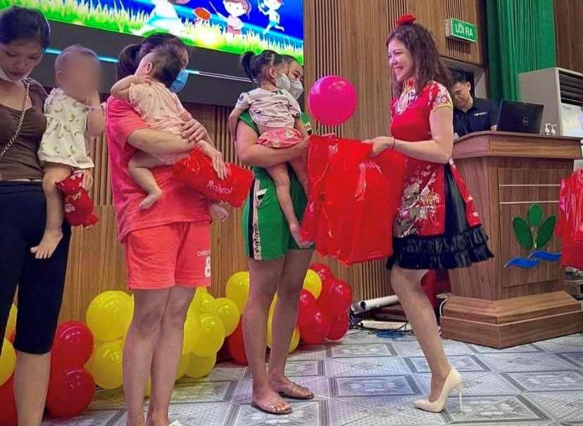 Chị Băng thường tham dự các sự kiện cộng đồng, chương trình gây quỹ. Ảnh: Nhân vật cung cấp