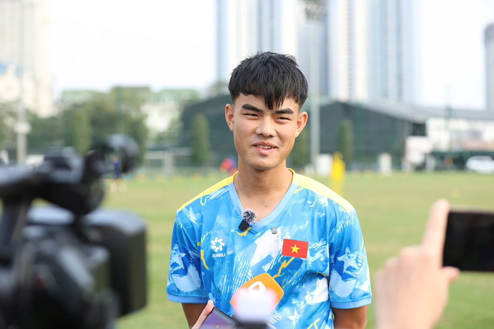 Central defender Hoang Minh Hoi of U19 Vietnam. Photo: VFF