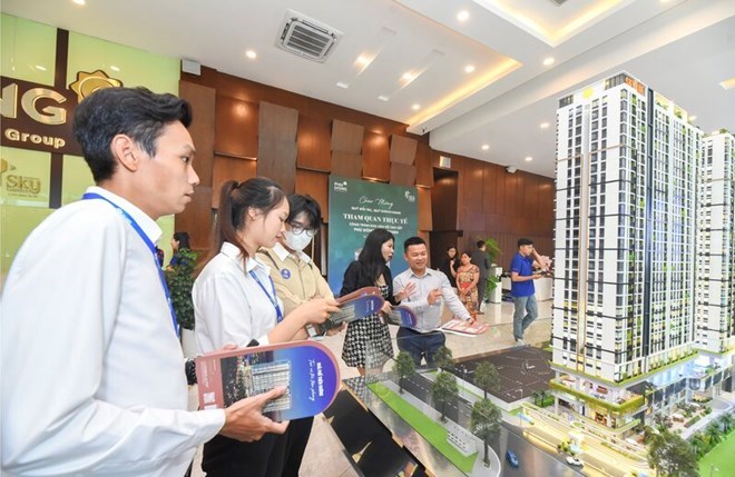 The Ministry of Construction proposes many new policies on real estate business. Photo: Phu Dong