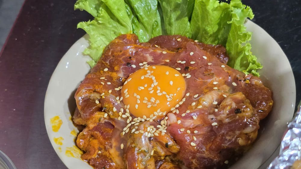 La receta estándar de marinado de carne ayudará a que el plato sea más fragante y sabroso cuando se prepare. Foto: Tuan Dat