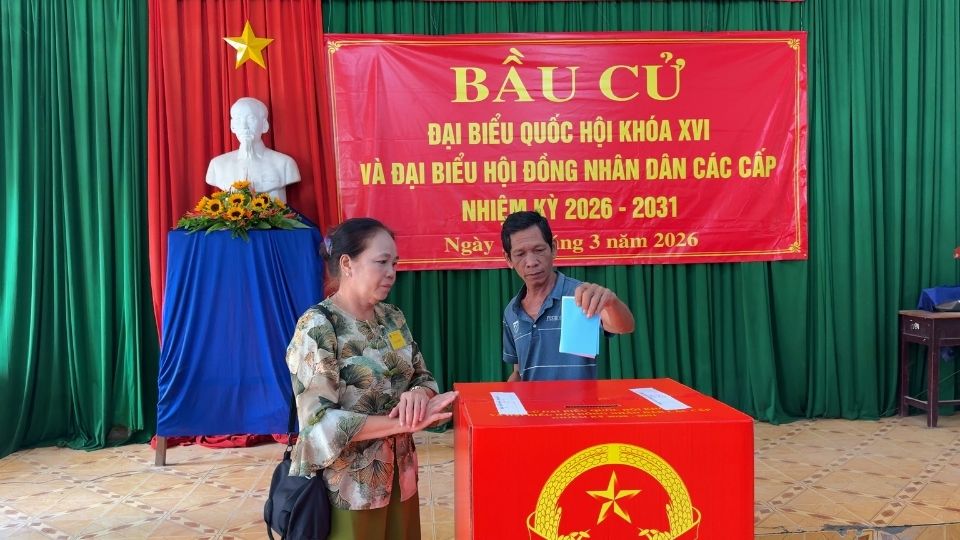 빈롱은 2026~2031년 임기 성 인민의회 당선자 85명을 발표하여 올바른 구조와 구성을 보장했습니다. 사진: 호앙록