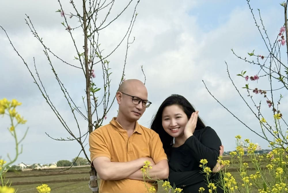 Poet Lu Mai expresses her views on happiness in modern life. Photo: Character provided