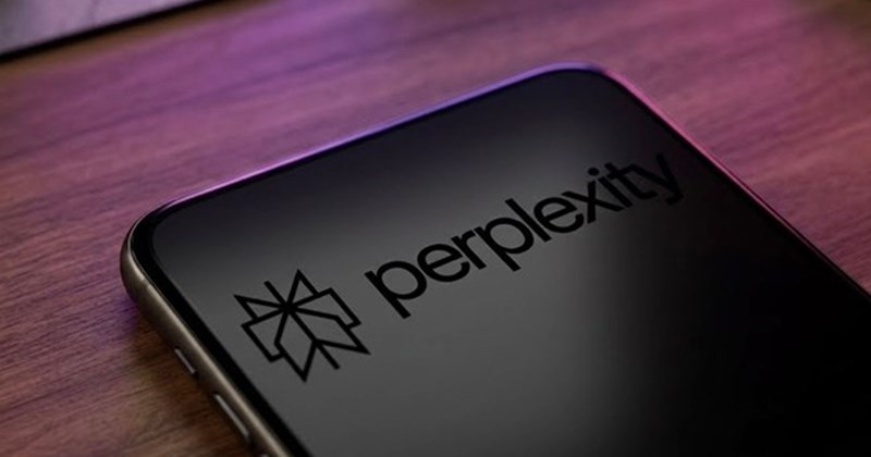 Perplexity ra mắt trình duyệt Comet AI trên iOS, tích hợp giọng nói thông minh