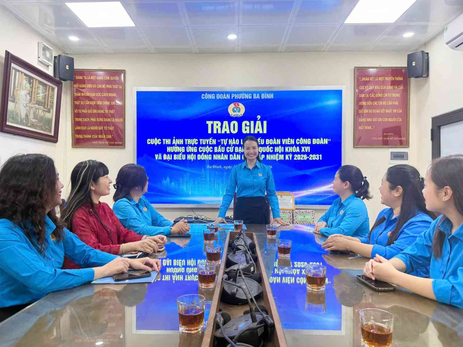 Ms. Nguyen Thi Thanh - Chairwoman of Ba Dinh Ward Trade Union said that the Contest received nearly 40 entries from union members and workers. Photo: Phuong Anh