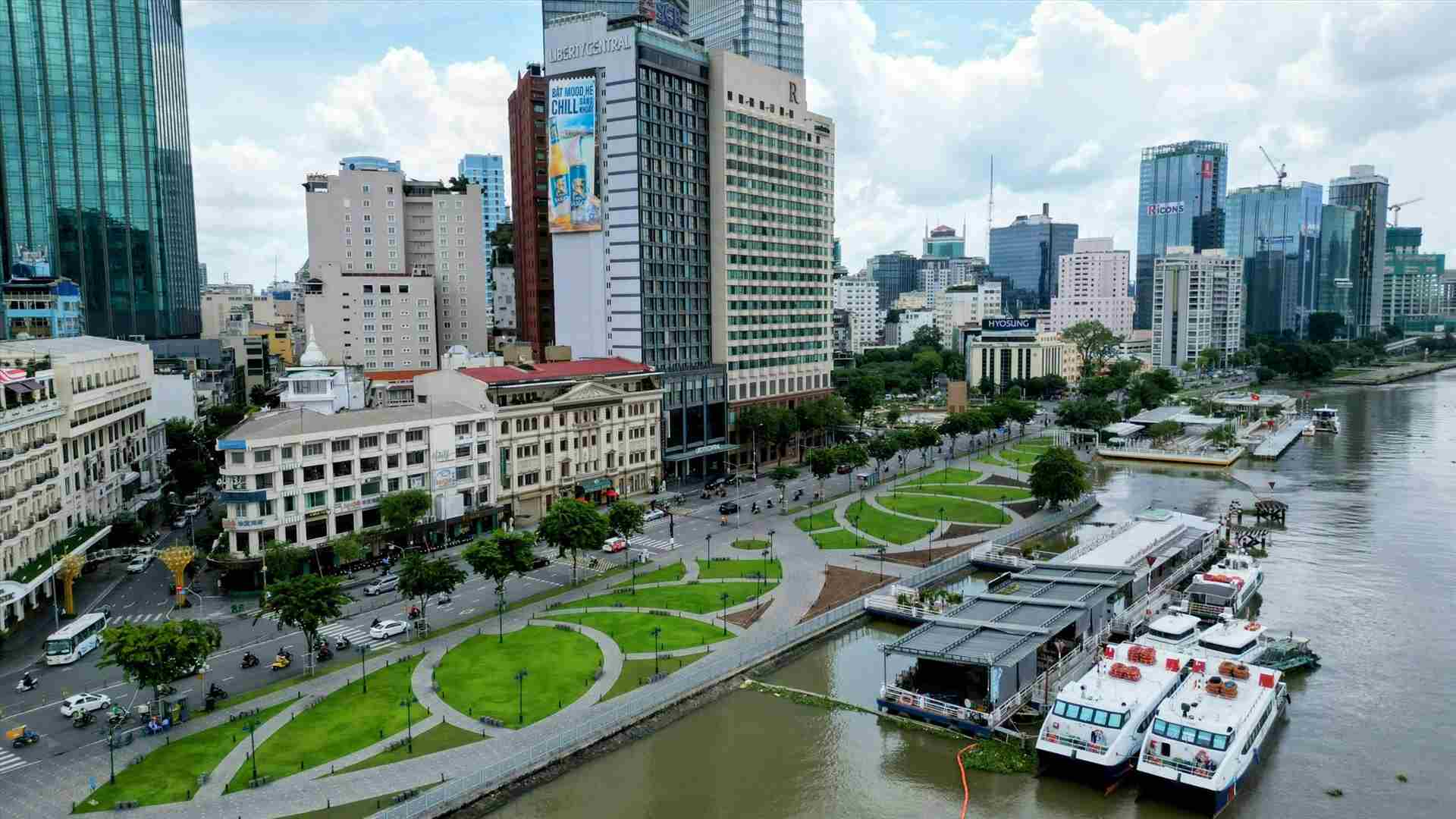 Khu vực bến Bạch Đằng.  Ảnh: Anh Tú