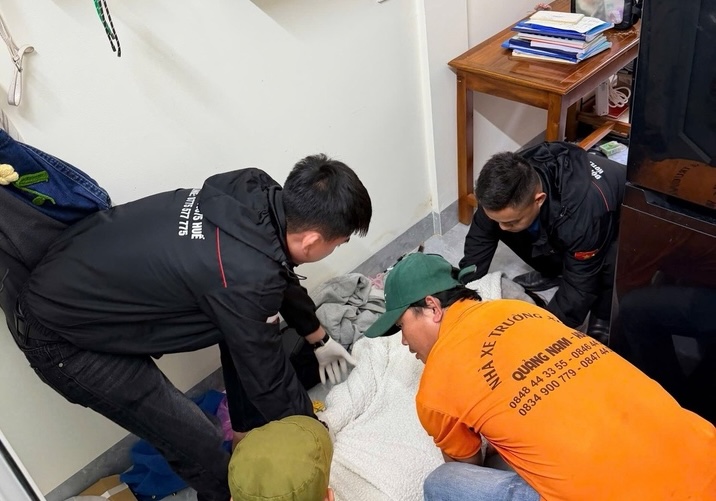 Thi thể nữ sinh viên được phát hiện trong phòng trọ ở TP Huế. Ảnh: Nhật Hoàng