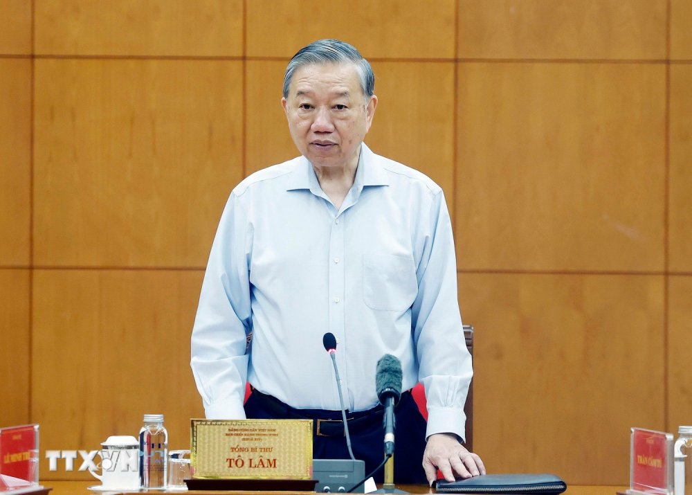 General Secretary To Lam emphasized that resolute and persistent struggle to prevent and repel corruption, wastefulness, and negativity is a consistent and consistent policy and direction of our Party and State. Photo: VNA