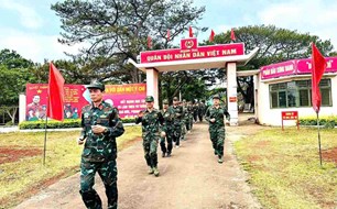 Trung đoàn 726 ra quân huấn luyện với khí thế thi đua sôi nổi