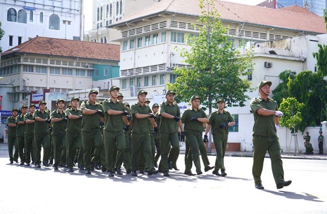 Lực lượng tham gia bảo vệ an ninh, trật tự ở cơ sở là một trong những lực lượng quần chúng, được bố trí ở thôn, tổ dân phố. Vì vậy, chế độ, tiền lương cho đội ngũ này được bạn đọc quan tâm. Ảnh: Minh Quân
