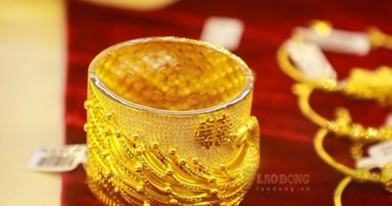 World gold prices are on a strong upward trend. Photo: Khuong Duy