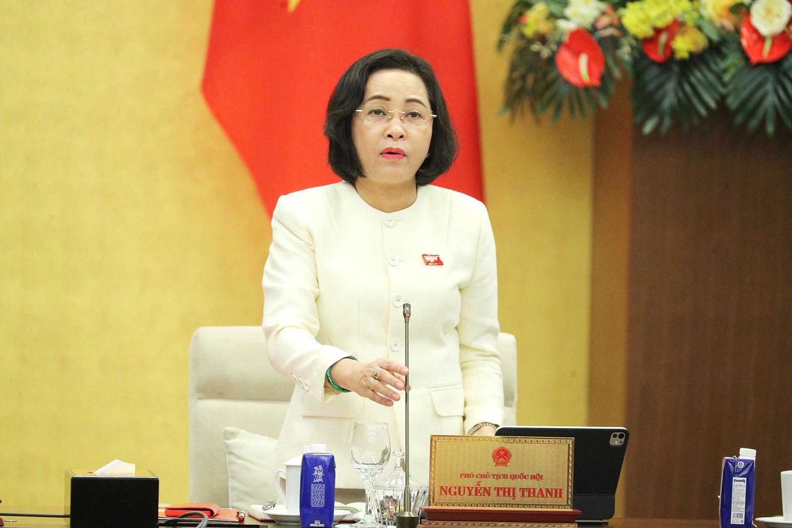 National Assembly Vice Chairwoman Nguyen Thi Thanh said that public opinion talks a lot about extra classes and extra class costs are higher than before Circular 29. Photo: Ho Long