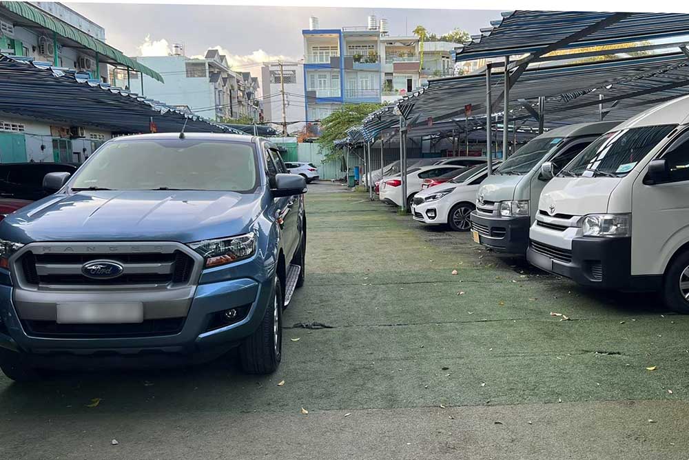 Emission regulations from 1.3 pose additional challenges to the used car market. Photo: American-style car market