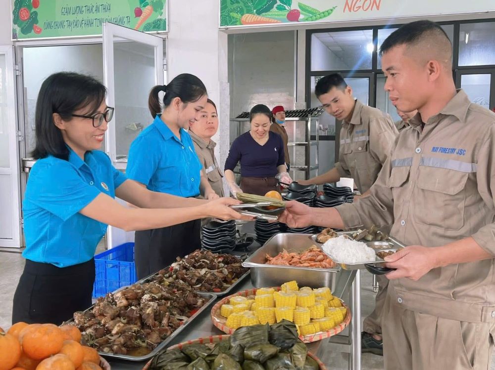 The Trade Union of Thang Nam Forestry Joint Stock Company has organized many meaningful activities, contributing to creating motivation and spreading positive spirit among officials, union members and workers. Photo: Nghe An Trade Union