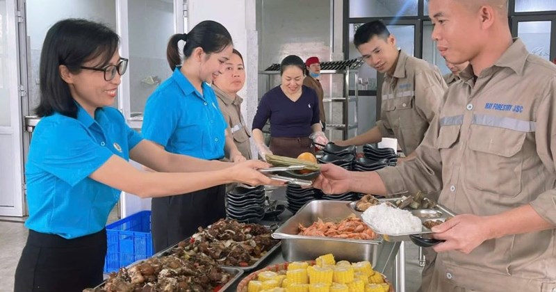 Lâm nghiệp May lan tỏa hạnh phúc đến công nhân viên