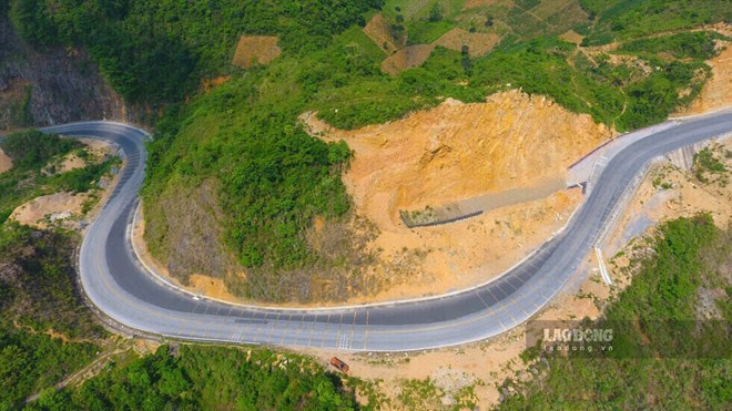 Deo Ca and Son Hai Groups have just been mentioned in the Hoa Binh - Moc Chau expressway project. Photo: Minh Nguyen