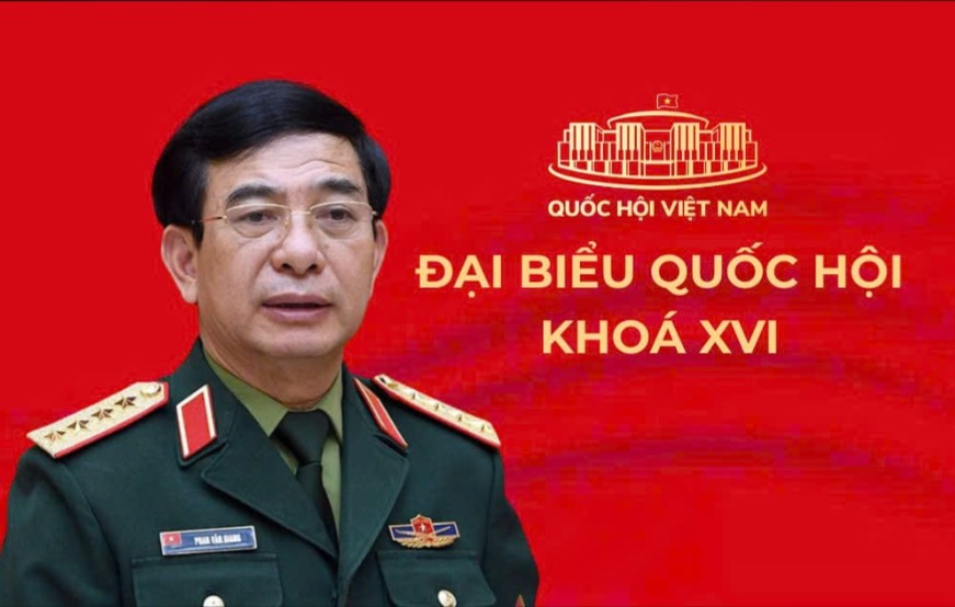 Politburo member, General Phan Van Giang elected as National Assembly Deputy of the 16th term. Photo: Dinh Truong