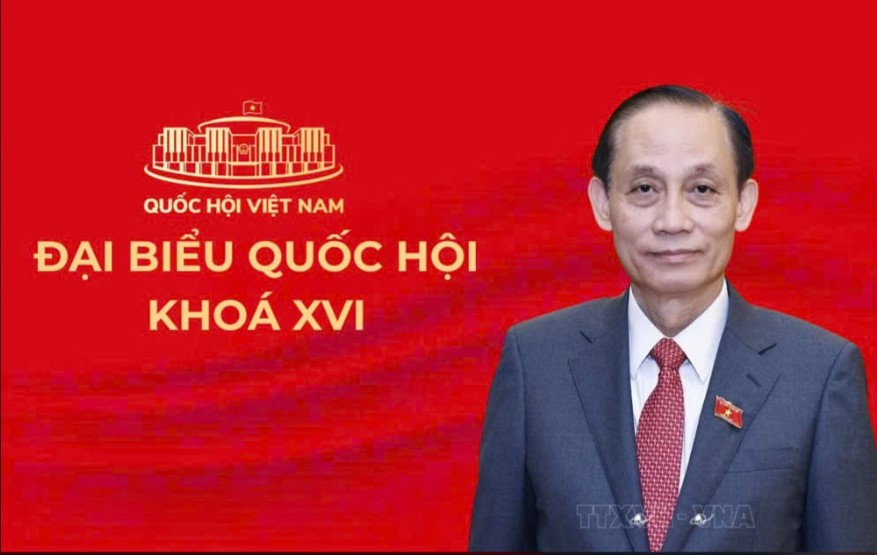 Politburo Member, Minister of Foreign Affairs Le Hoai Trung elected as National Assembly Deputy of the 16th term. Photo: Cao Nguyen