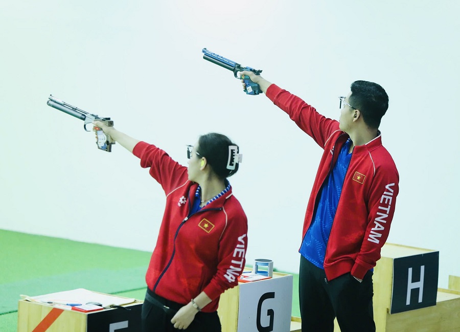 Shooter Trinh Thu Vinh is currently the leading face of the women's 10m air pistol event of Vietnamese shooting. Photo: Minh Anh