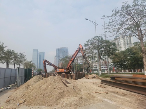 ハノイは、建設資材の供給源を積極的に確保し、2026年の公共プロジェクトの進捗を加速することを要求しています。写真:ミン・ハン