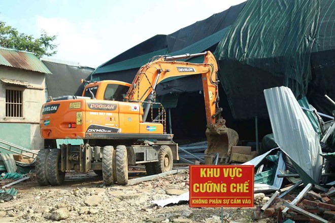 Hà Nội cưỡng chế công trình vi phạm xây dựng. Ảnh: Phương Nga 