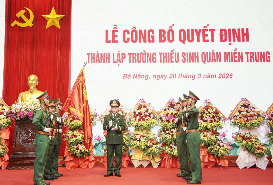 Establishment of the Central Military Youth School in Da Nang. Photo: Da Nang City People's Committee