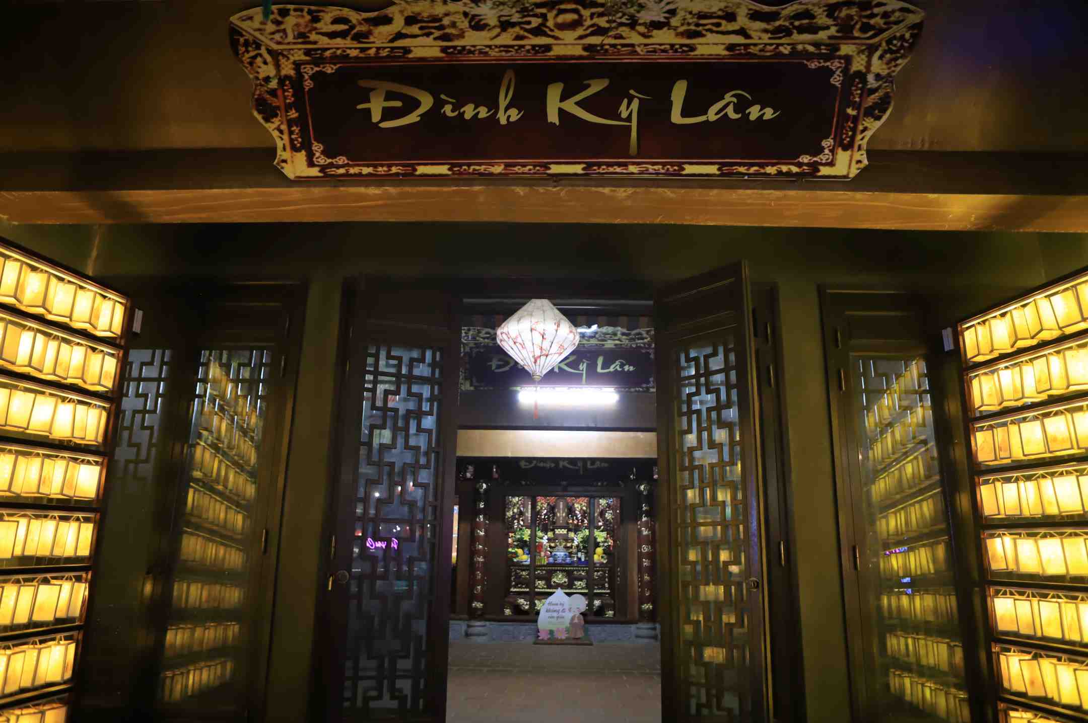 วัดกีหลานตั้งอยู่ในเมืองเก่า ภาพ: มินห์ วู