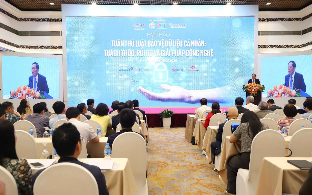 TS. Trần Văn Tùng - Chủ tịch Hội Thông tin Khoa học và Công nghệ Việt Nam phát biểu khai mạc hội thảo: Ảnh: Tuyết Lan 