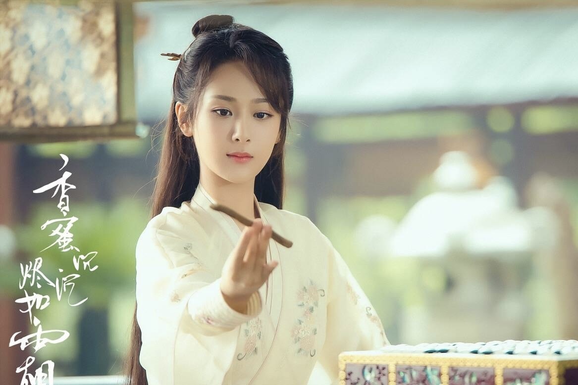 Dương Tử làm việc chăm chỉ những năm gần đây. Ảnh: Nhà sản xuất