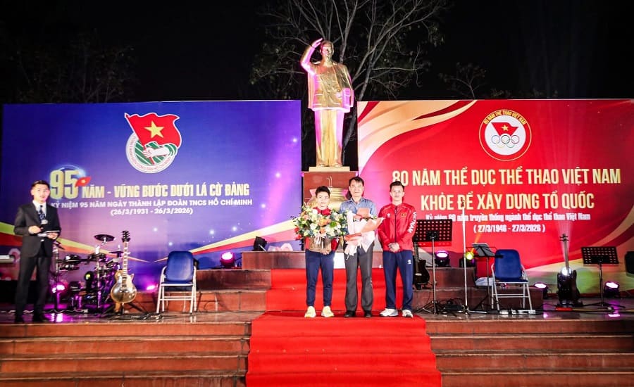 Vietnamese coaches and athletes have many activities in the program "80 years of Vietnamese Sports Day". Photo: Quy Luong