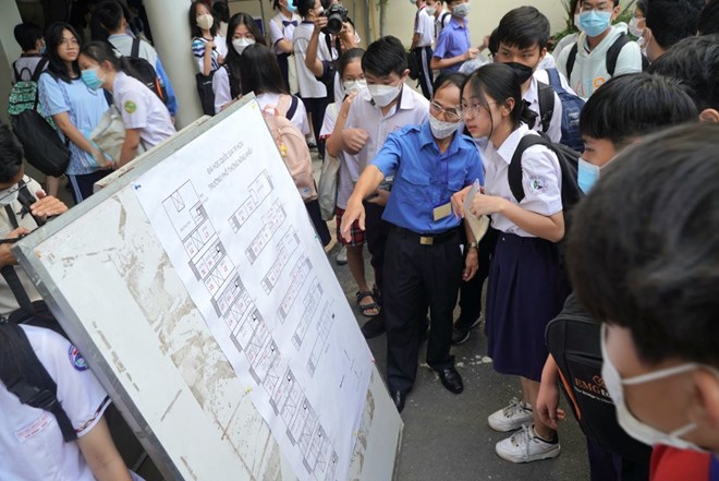 Many localities have 10th grade enrollment plans. Photo: Chan Phuc