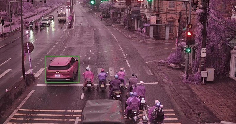 Phạt nguội vượt đèn đỏ tới 20 triệu đồng gây lo ngại