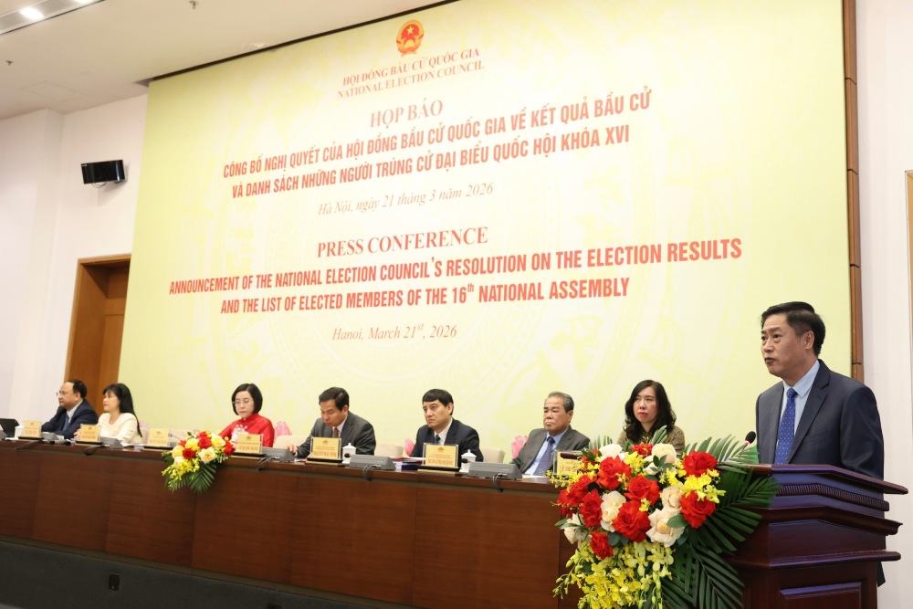 Ủy viên Trung ương Đảng, Chủ nhiệm Ủy ban Công tác đại biểu Nguyễn Hữu Đông thông tin về kết quả bầu cử. Ảnh: Hải Nguyễn