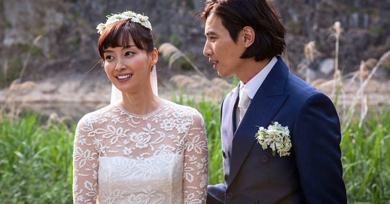 Lee Na Young hiếm hoi chia sẻ về cuộc sống gia đình với Won Bin và con trai
