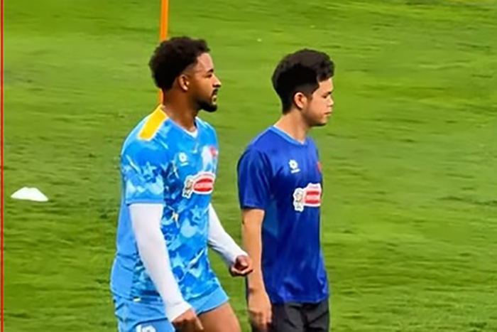 Xuan Son in the afternoon training session on March 21st of the Vietnamese team. Photo: Cut from video