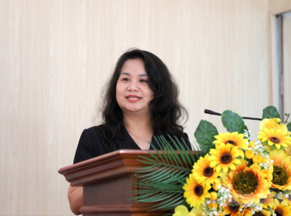 Ms. Nguyen Quynh Lien - Member of the Presidium, Head of the Democracy, Supervision and Social Criticism Committee, Deputy Chairwoman of the Democracy - Law Advisory Council of the Central Committee of the Vietnam Fatherland Front elected as National Assembly Deputy of the XVI term. Photo: Vietnam Fatherland Front
