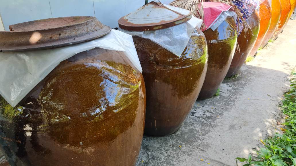 At the beginning of the dry season, many rural areas in Ca Mau people store clean water for use. Photo: Nhat Ho.