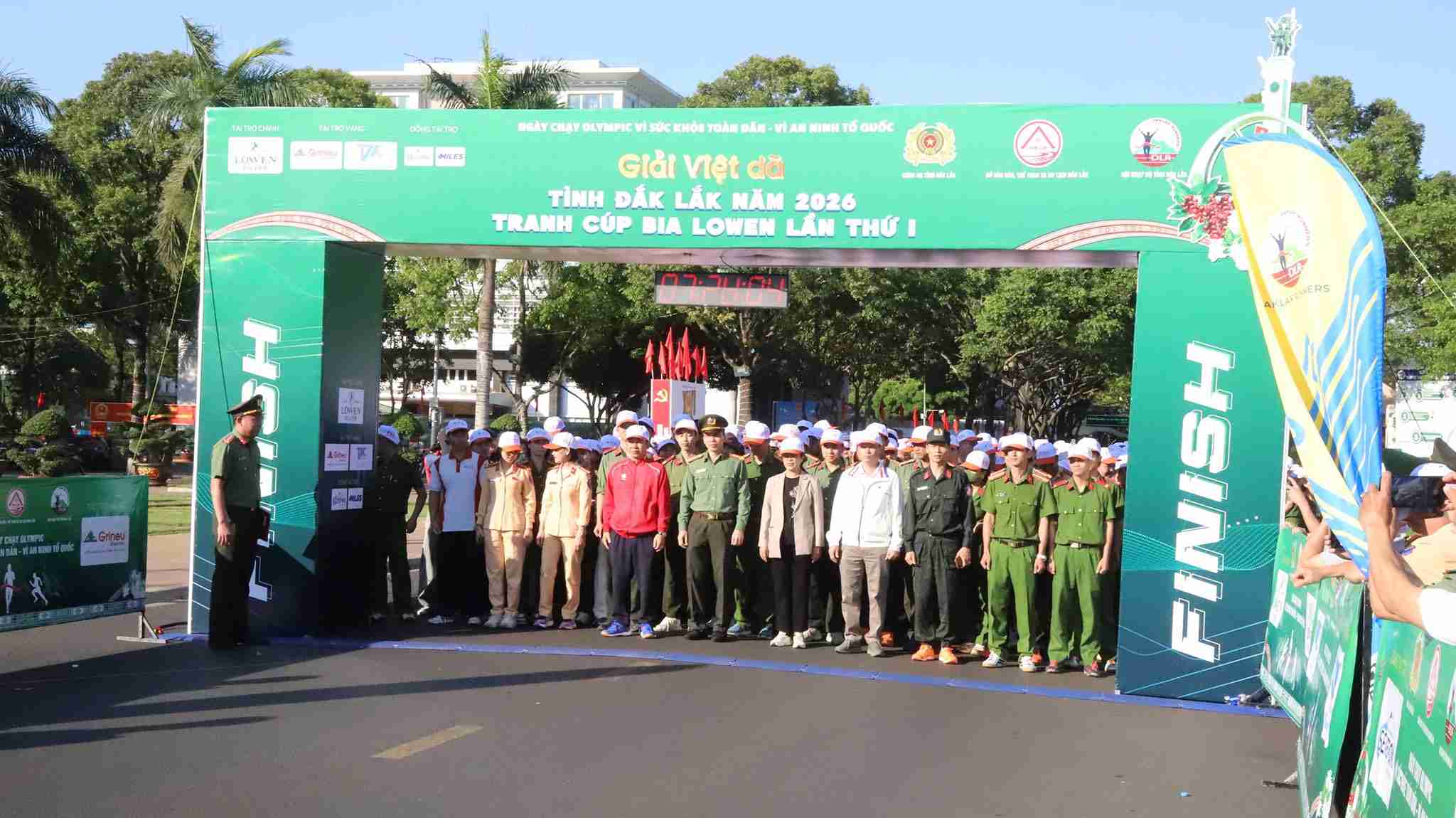 Ngày chạy Olympic thu hút hơn 6.000 vận động viên tham gia. Ảnh: Văn Chiểu