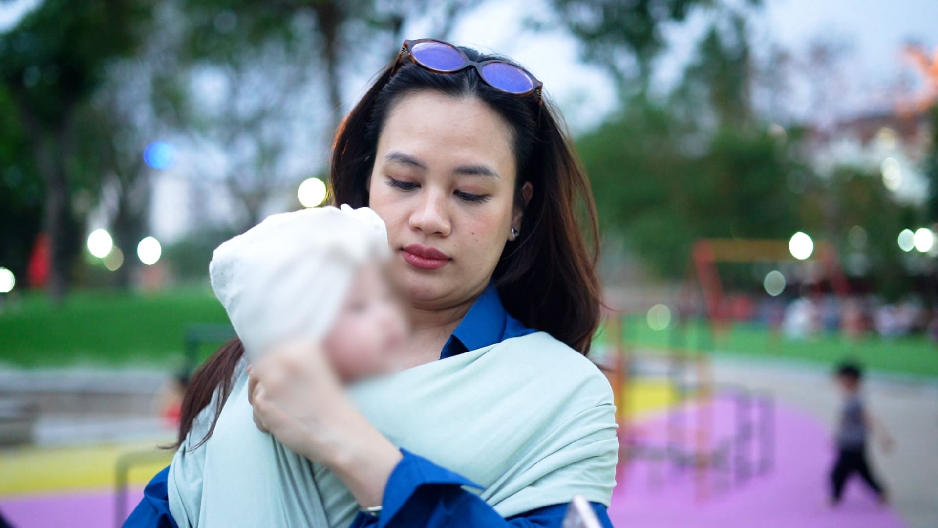 La vacuna contra la enfermedad de manos, pies y boca está autorizada, abriendo más opciones para proteger a los niños pequeños antes de la temporada de epidemia. Foto: Trang Anh