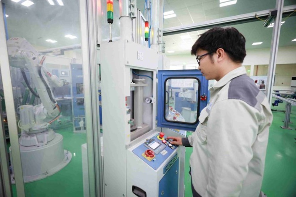 2026년 2분기, 노동 시장은 15만 명의 고품질 인력 "갈증". 사진: 하이 응우옌