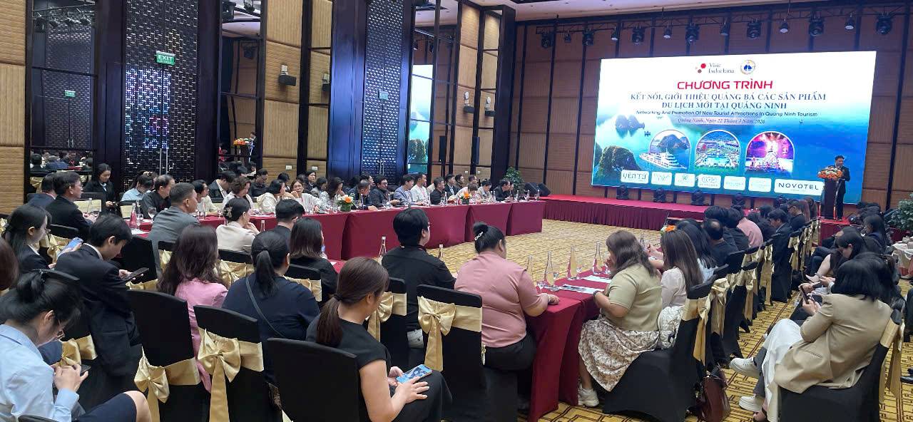 2026년 3월 22일 오후 태국 여행사와 꽝닌 관광 연결, 소개 및 홍보 프로그램. 사진: 응우옌훙