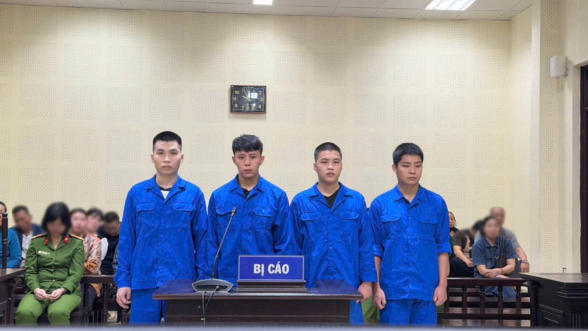 Phiên tòa xét xử vụ án mua bán, tổ chức sử dụng trái phép chất ma túy, tuyên phạt 4 bị cáo tổng cộng hơn 45 năm tù. Ảnh: Công an Quảng Ninh