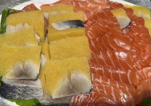 When eating sashimi, you need to pay attention to some issues to avoid affecting the liver detoxification process. Photo: Kieu Vu