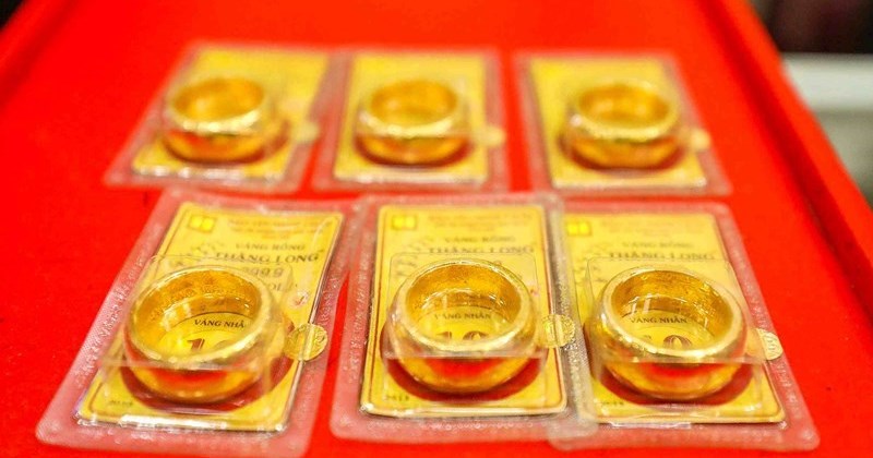 Giá vàng trong nước giảm tới 7,4 triệu đồng/lượng