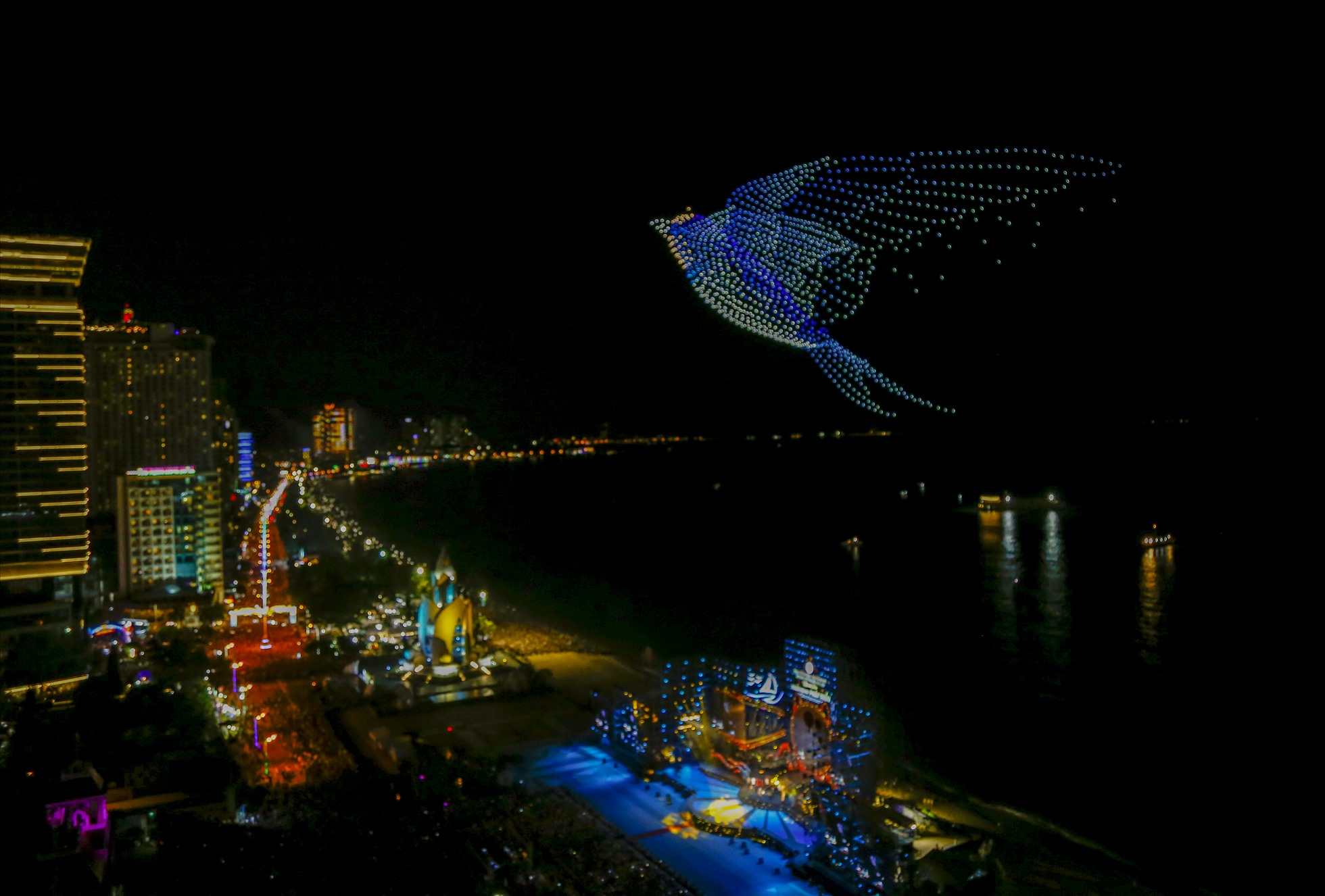 The 2024 Light Festival sparks the development of the cultural industry, which still has great development potential in Khanh Hoa. Photo: Cong Dinh